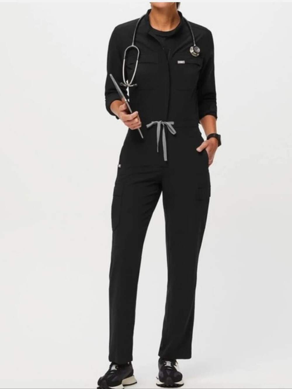 Figs Chantel Black Long Sleeve Cargo One Nursing Scrubs Jumpsuit Size Large
